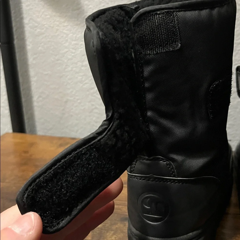 Black Winter Boots size 3 great condition.